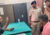 चिकित्सक से उलझ गए मरीज के परिजन, फिर कर दी गाली-गलौज