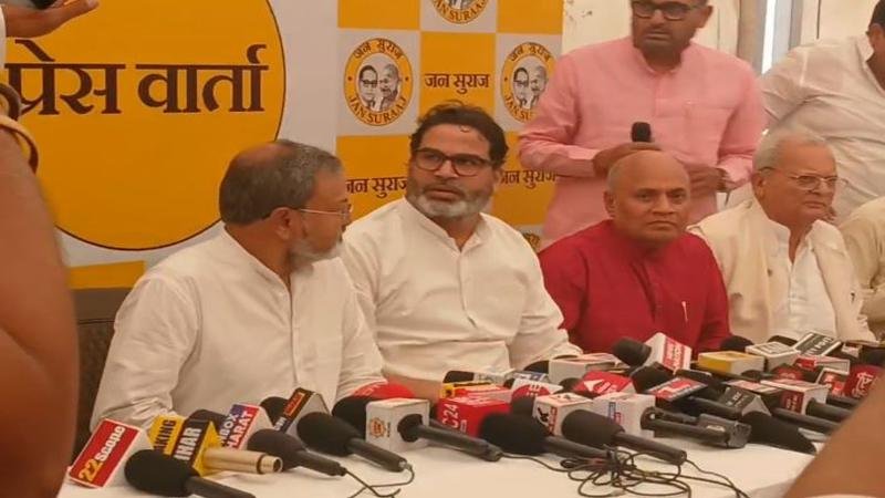 Breaking : Jan Suraj में शामिल हुए RCP सिंह