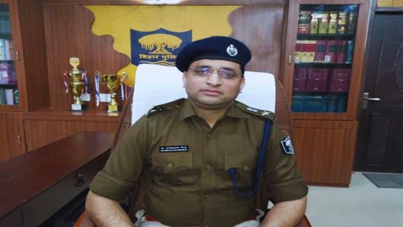 अरवल SP के खिलाफ किशनगंज में गिरफ्तारी वारंट जारी