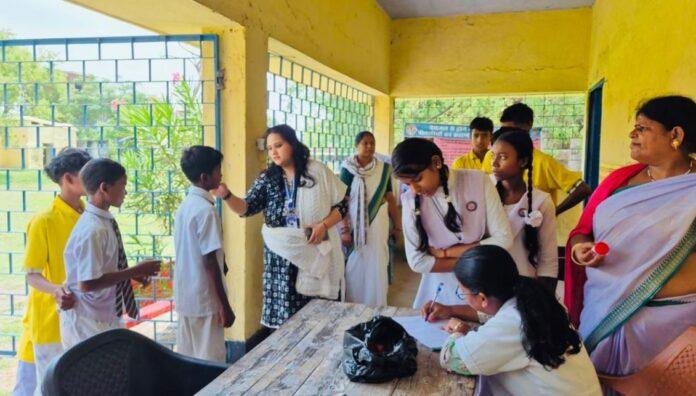 Ramgarh : राष्ट्रीय फ्लोरोसिस नियंत्रण कार्यक्रम के तहत जांच शिविर का हुआ आयोजन