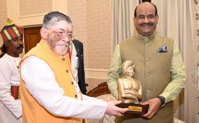 Ranchi : राज्यपाल संतोष गंगवार के द्वारा रात्रि भोज का आयोजन, कई नेता हुए शामिल...