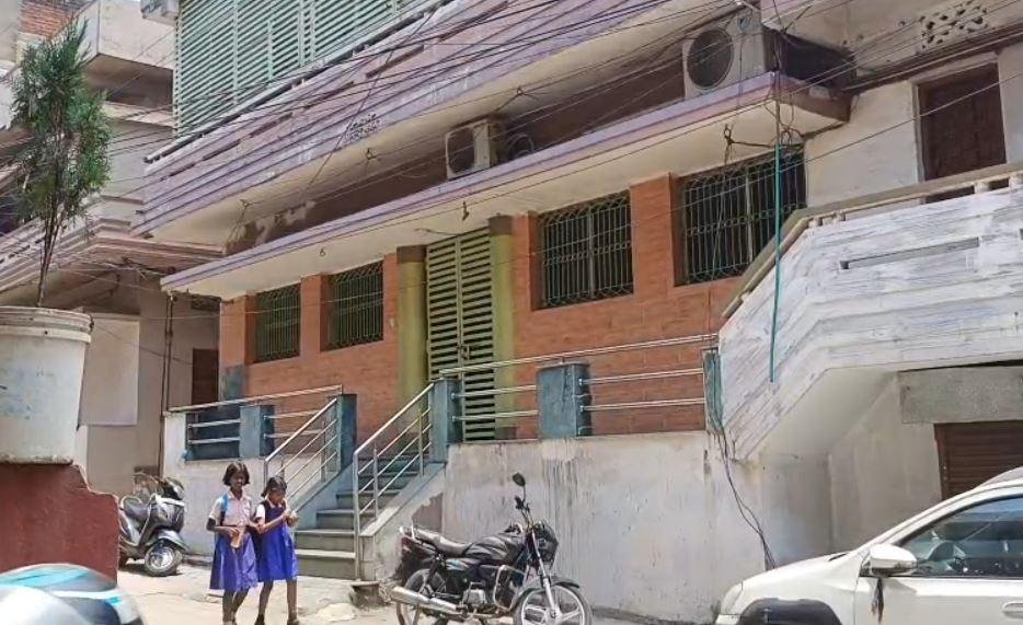 Jamshedpur Raid : जीएसटी घोटाले को लेकर ईडी की छापेमारी, करोड़ों की हेराफेरी...