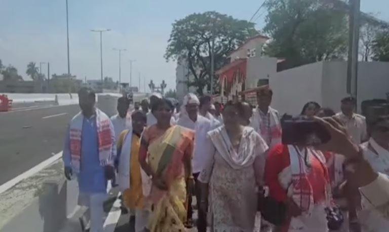 Sirmatoli Flyover Matter निरीक्षण के दौरान आशा लकड़ा