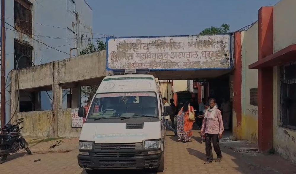 Dhanbad : आपसी विवाद में चली तलवार, दो परिवारों में खूनी खेल, आधा दर्जन घायल... Dhanbad : घायल अस्पताल में भर्ती
