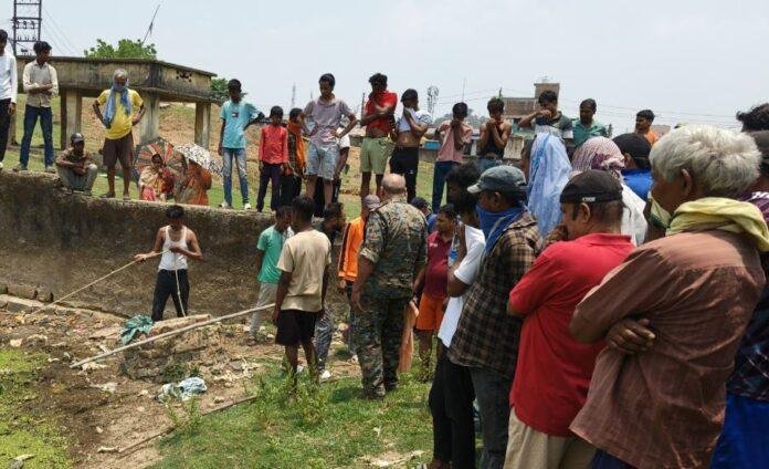 च76हग Breaking : हरमू नदी किनारे अज्ञात शव मिलने से मची सनसनी, जांच में जुटी पुलिस...