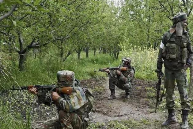Breaking : पलामू में पुलिस और माओवादियों के बीच भीषण मुठभेड़, टॉप कमांडर ढेर!