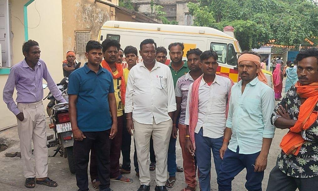 Giridih Accident : 5 लोग गंभीर रुप से घायल