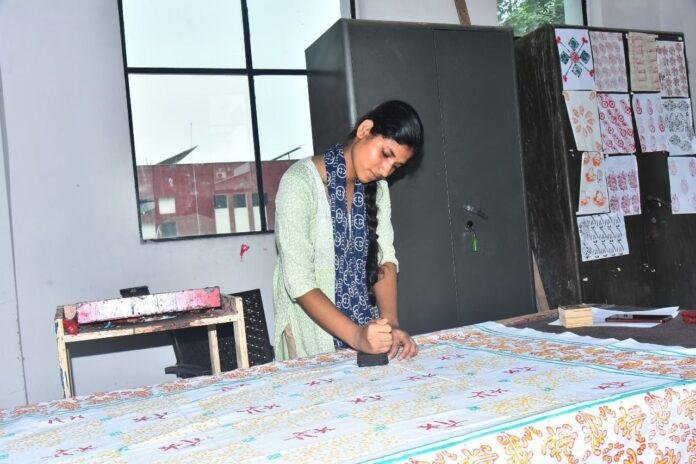 ब्लॉक प्रिंटिंग