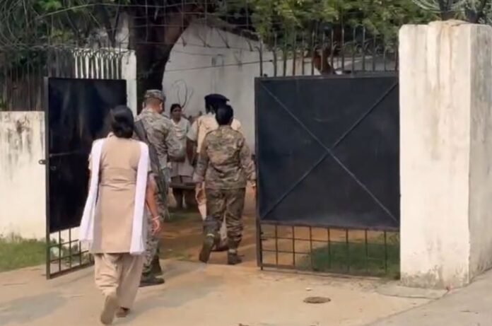 फरार तीन बांग्लादेशी गिरफ्तार ,हजारीबाग पुलिस को बड़ी कामयाबी