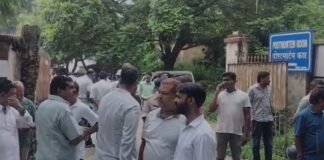 तेज रफ्तार कार ने रौंदा जीवन: नामकुम ब्रिज पर भीषण सड़क हादसे में तीन की मौत