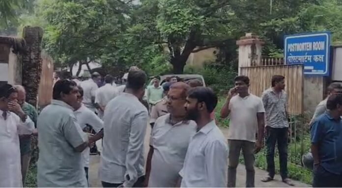 तेज रफ्तार कार ने रौंदा जीवन: नामकुम ब्रिज पर भीषण सड़क हादसे में तीन की मौत