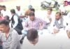 शिक्षा मंत्री आवास घेरने पहुंचे आकलन पास पारा शिक्षक, प्रशासन ने रोका तो सड़क किनारे दिया धरना