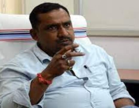 कांग्रेस नेता बन्ना गुप्ता के पास प्रतिबंधित ₹18 लाख की ग्लॉक पिस्टल, डीसी ने एसएसपी को कार्रवाई के लिए लिखा पत्र