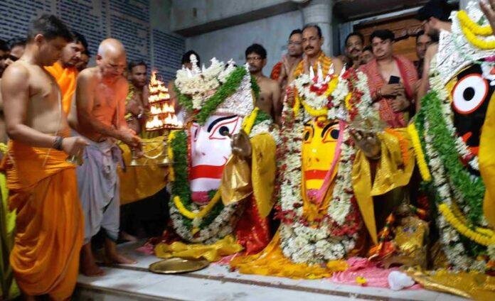 रांची में रथ यात्रा के साथ रथ मेला शुरू, शाम 5 बजे निकलेगा भगवान जगन्नाथ का रथ