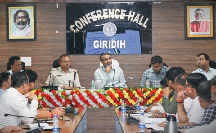 Giridih समाहरणालय सभागार में जिला स्तरीय (NCORD) समिति की हुई बैठक