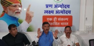 Ranchi : यदि होता नगर निगम चुनाव तो नहीं डूबता रांची-संजय सेठ का हमला...