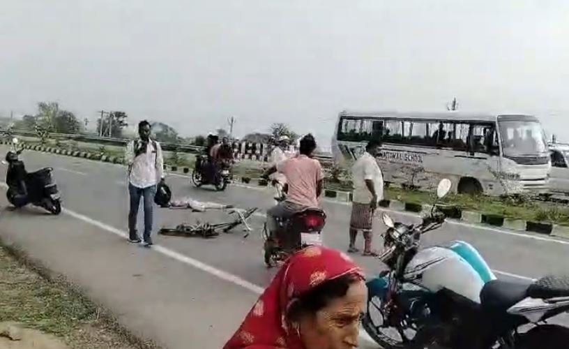 बिहार के अलग-अलग जिलों में सड़क हादसा : बांका में 3 और गयाजी में 2 की मौत बिहार के अलग-अलग जिलों में सड़क हादसा : बांका में 3 और गयाजी में 2 की मौत