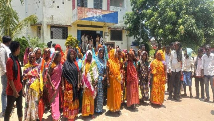 पूर्व प्रमुख ने अपने ही 40 महादलित महिलाओं के साथ की ठगी