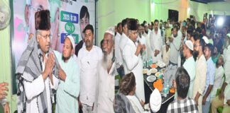 अल्पसंख्यक समुदाय के साथ मनीष ने किया संवाद, कहा- 20 साल का रिकॉर्ड, नहीं हुए एक भी दंगे