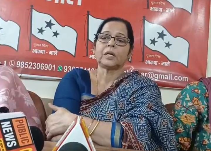 राष्ट्रीय महिला आयोग के अध्यक्ष पहुंचीं पटना, कई बिंदुओं पर की चर्चा राष्ट्रीय महिला आयोग के अध्यक्ष पहुंचीं पटना, कई बिंदुओं पर की चर्चा