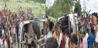 मोतिहारी में बड़ा सड़क हादसा : यात्रियों से भरी बस पलटी, 15 घायल, मची अफरा-तफरी