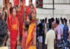 मंदिर की पुजारी की चाकू से गोद कर हत्या