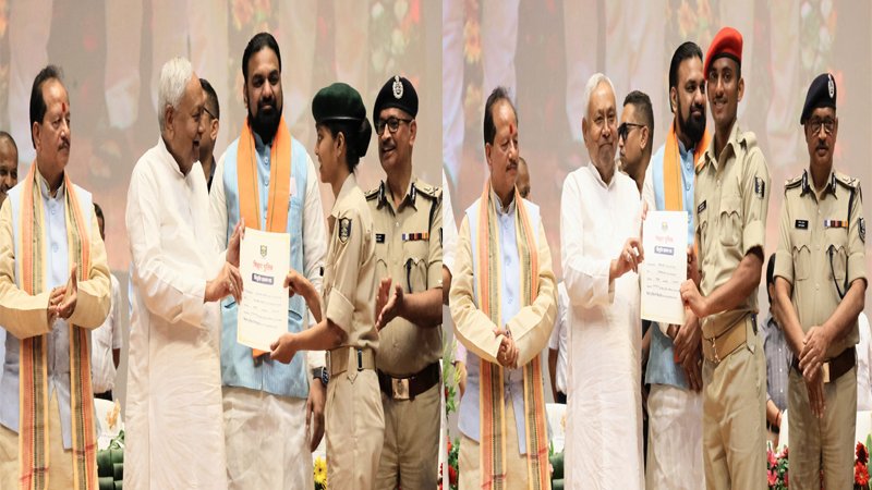 मुख्यमंत्री ने नवनियुक्त 21 हजार 391 पुलिसकर्मियों को प्रदान किया नियुक्ति-पत्र