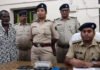 चोरी के मोबाइल के बदले स्मैक बेचने वाले तस्कर को पुलिस ने योजना बनाकर धर दबोचा