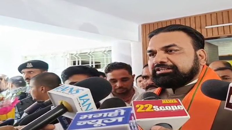 सम्राट का तेजस्वी पर तंज, कहा- गुंडागर्दी के लिए जाना जाता है लालू परिवार