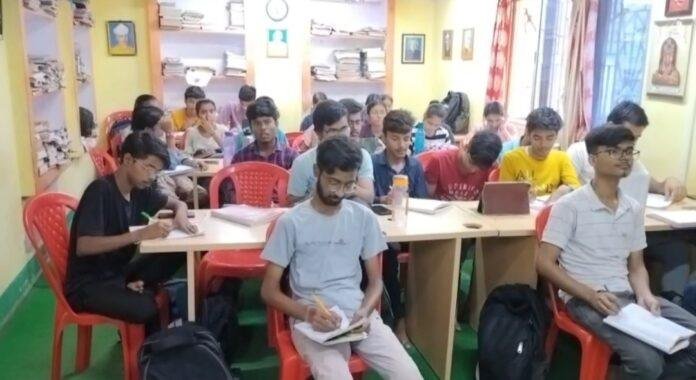 IIT नगरी पटवा टोली के छात्रों ने फिर अपना परचम लहराया
