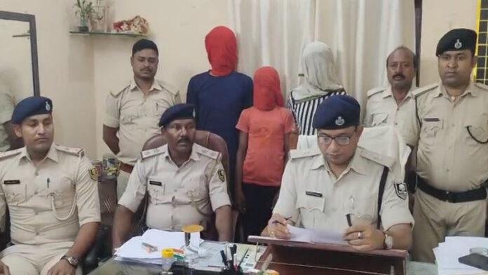 पैजामा के नाड़ा से गला घोटकर की हत्या, 3 गिरफ्तार