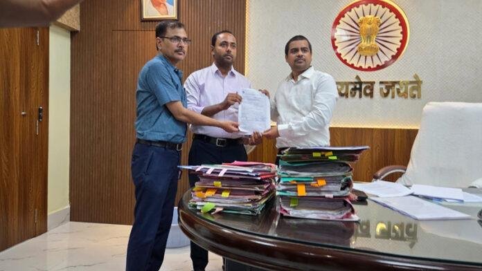 'पात्र नागरिकों को मतदाता सूची में जोड़ने व अपात्र को हटाने के लिए घर-घर जाएंगे BLO'