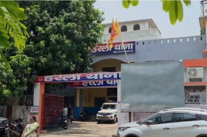Bokaro : JBKSS का नेता बताकर ट्रक चालकों से रंगदारी मांगते दो धराए, पुलिस ने भेजा सलाखों के पीछे...