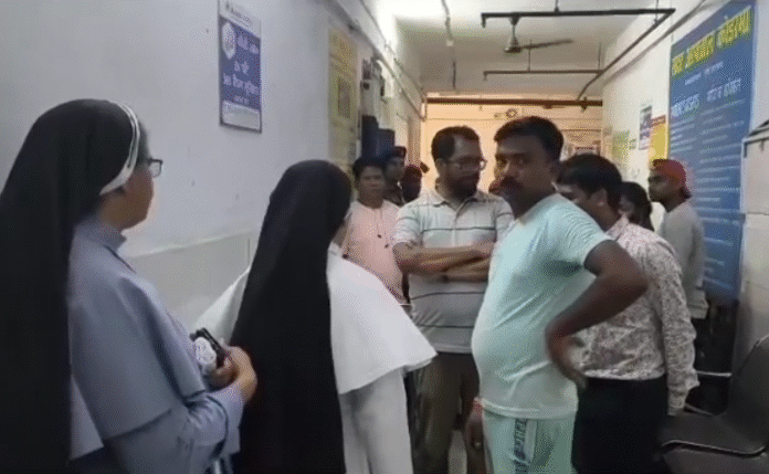 koderma Accident : टोटो की चपेट में आकर नर्सरी के बच्चे की मौत...