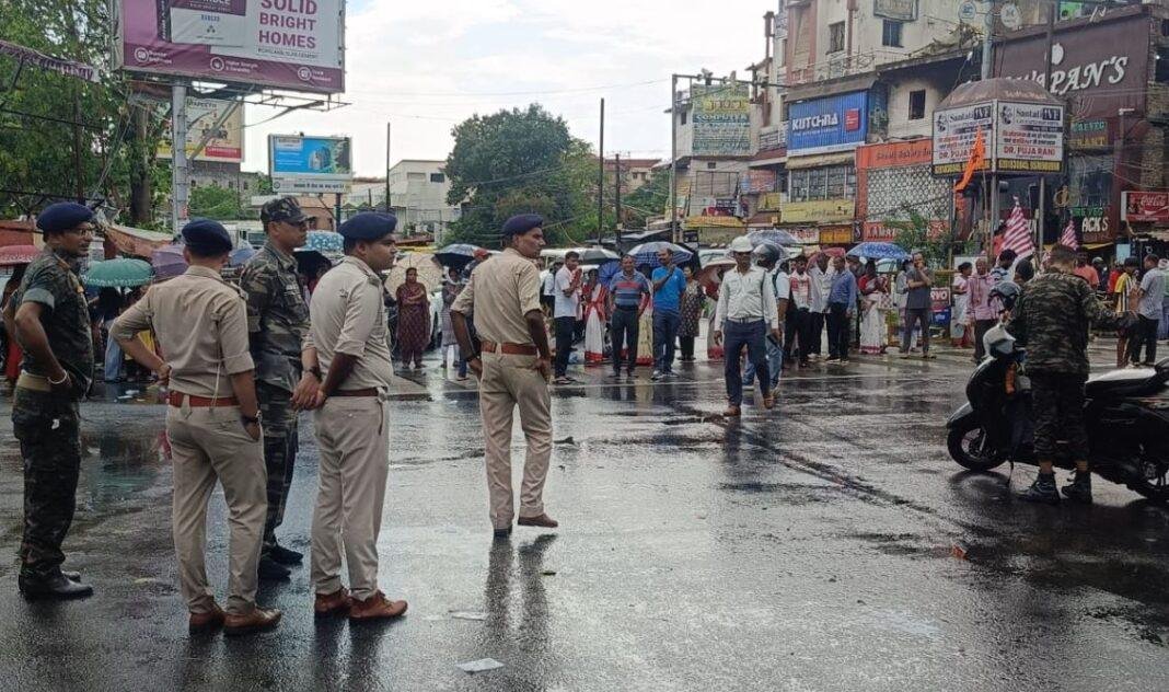 Jharkhand Band के दौरान प्रदर्शनकारियों और पुलिस के बीच झड़प, पुलिस ने...