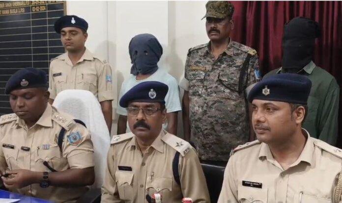 Dhanbad Crime : अवैध शराब कारोबार पर पुलिस का शिकंजा, भारी मात्रा में शराब जब्त-दो गिरफ्तार...