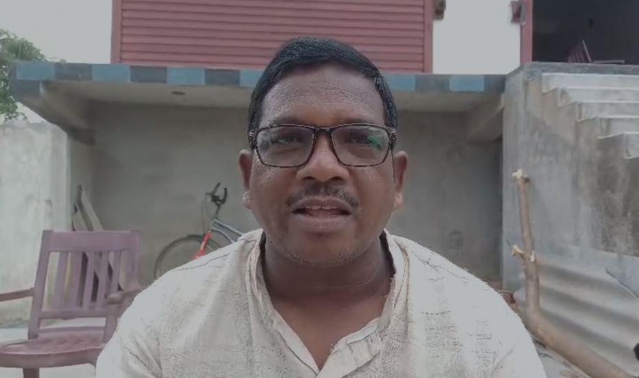 Deoghar : मजदूर की गुमशुदगी बनी रहस्य! प्रबंधन खामोश, अब अनशन की चेतावनी... Deoghar : आंदोलन की चेतावनी
