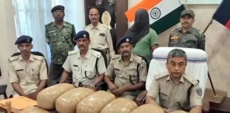 Lohardaga : गांजा ही गांजा! नए एसपी ने आते ही मारी दबिश, 42 किलो गांजा के साथ दो गिरफ्तार...