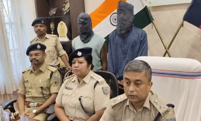 Giridih Murder : बड़े भाई ने ही काट डाला छोटे भाई का गला, टांगी से काटकर उतारा मौत के घाट, आरोपी गिरफ्तार...