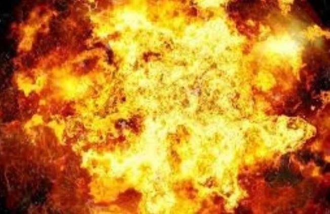 Dhanbad : मछली मारते समय फटा डाइनामाइट, हाथ के उड़े परखच्चे, कलाई हाथ से अलग...