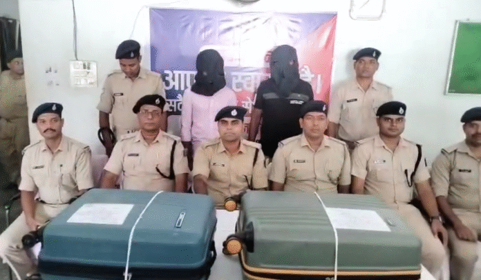 Dhanbad Crime : धनबाद स्टेशन पर बड़ा धमाका: दो ट्रॉली में 28 किलो गांजा के साथ दो तस्कर धराए...