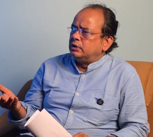 Irfan Vs Babulaal : इरफान अंसारी का बाबूलाल मरांडी पर तीखा हमला-आइना देखने की हिम्मत हो तो...