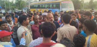 Dhanbad : दामोदर नदी में नहाने गए पांच छात्रों में दो की मौत, एक शव बरामद, दूसरे की तलाश जारी...