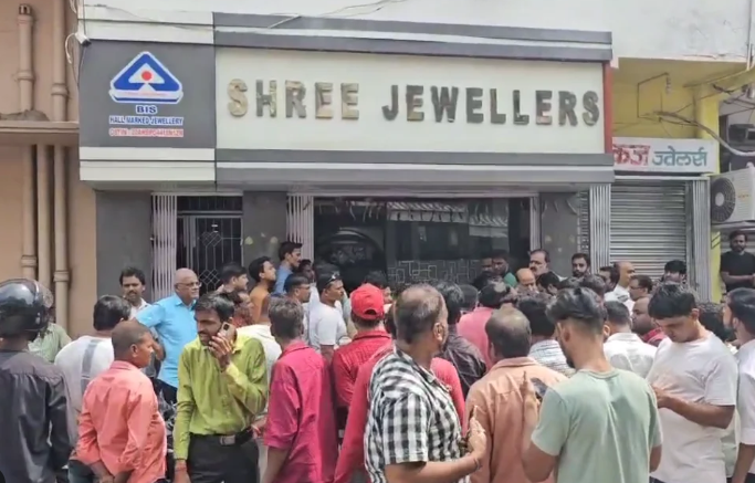 Hazaribagh Band : नहीं थम रहा अपराधियों का कांड, विरोध में आज हजारीबाग बंद...
