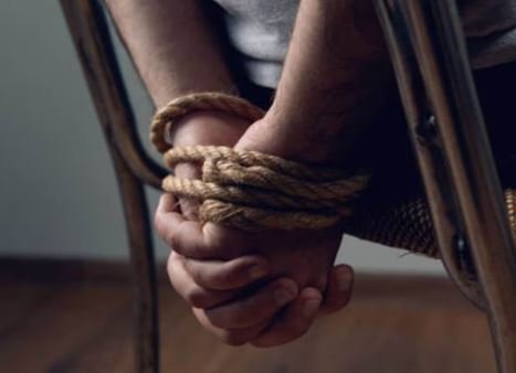 रांची में 5वीं कक्षा की छात्रा का अपहरण! ओवरब्रिज के पास से वैन सवार तीन लोगों ने अगवा किया, फायरिंग की खबर से दहशत!