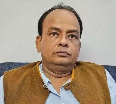 510 गिरिडीह में कांग्रेस कार्यालय का उद्घाटन: इरफान अंसारी बोले- जनता के चंदे से बना यह ऑफिस, भाजपा ने बंदूक के दम पर खोला अपना कार्यालय
