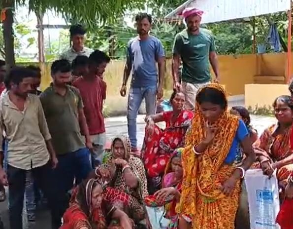 बोकारो में विकलांग युवक की डंडे से पीटकर हत्या, आरोपी की गिरफ्तारी की मांग तेज
