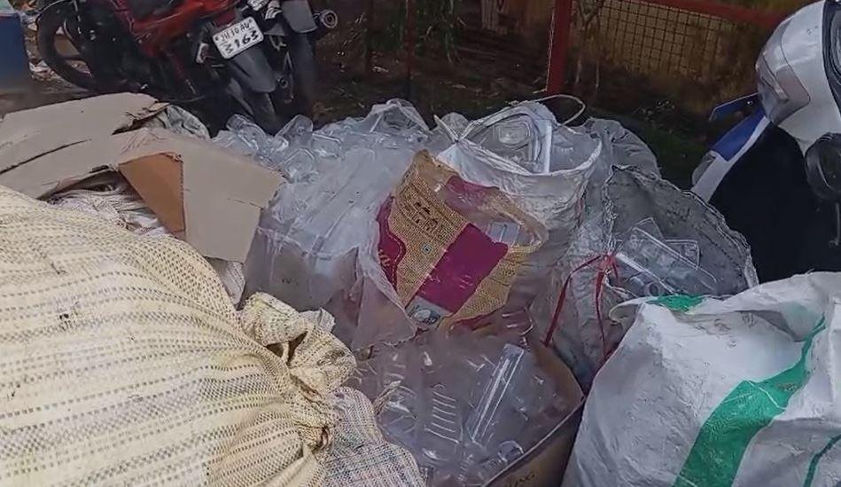 Giridih Crime : कई सामान बरामद