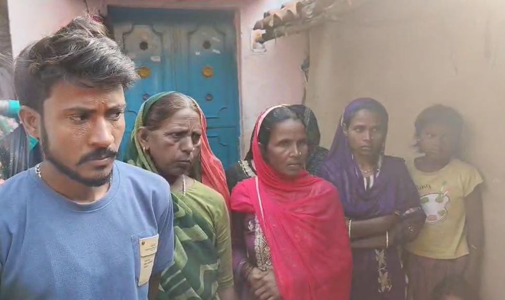 Giridih : प्रेमिका से मिलने गया था प्रेमी, खिड़की में फंदे के सहारे लटका मिला शव...
