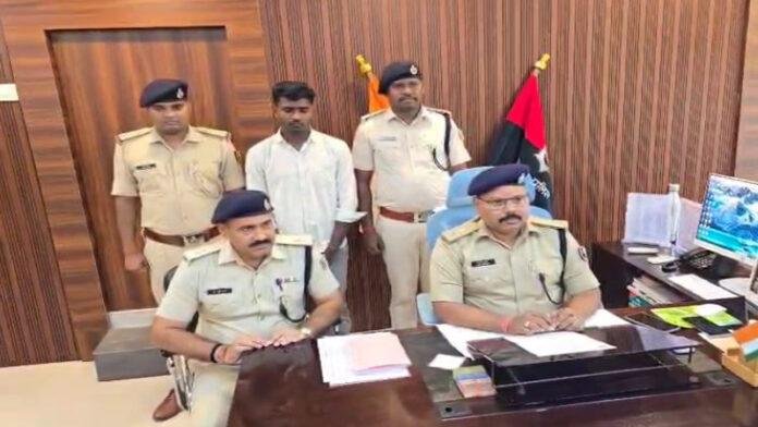 सिपाही भर्ती परीक्षा : अपने दोस्त के बदले एग्जाम देते एक मुन्ना भाई गिरफ्तार